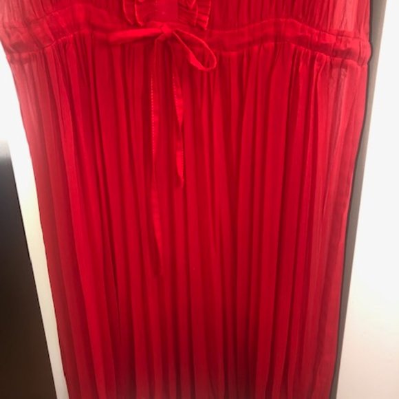 Gorgeous Red Ruffle Dress - Picture 3 of 8